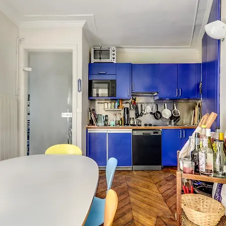 Central Avec Balcon Apartment Paris